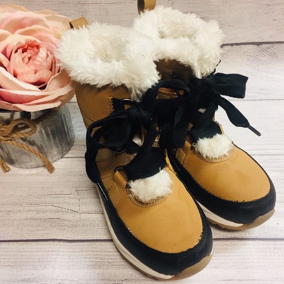 Cat & Jack Other - CAT & JACK Thermolite Girls BOOTS~ Winter~13~Lined